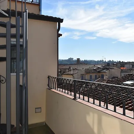 بيت ضيافة Hr Bedrooms In *